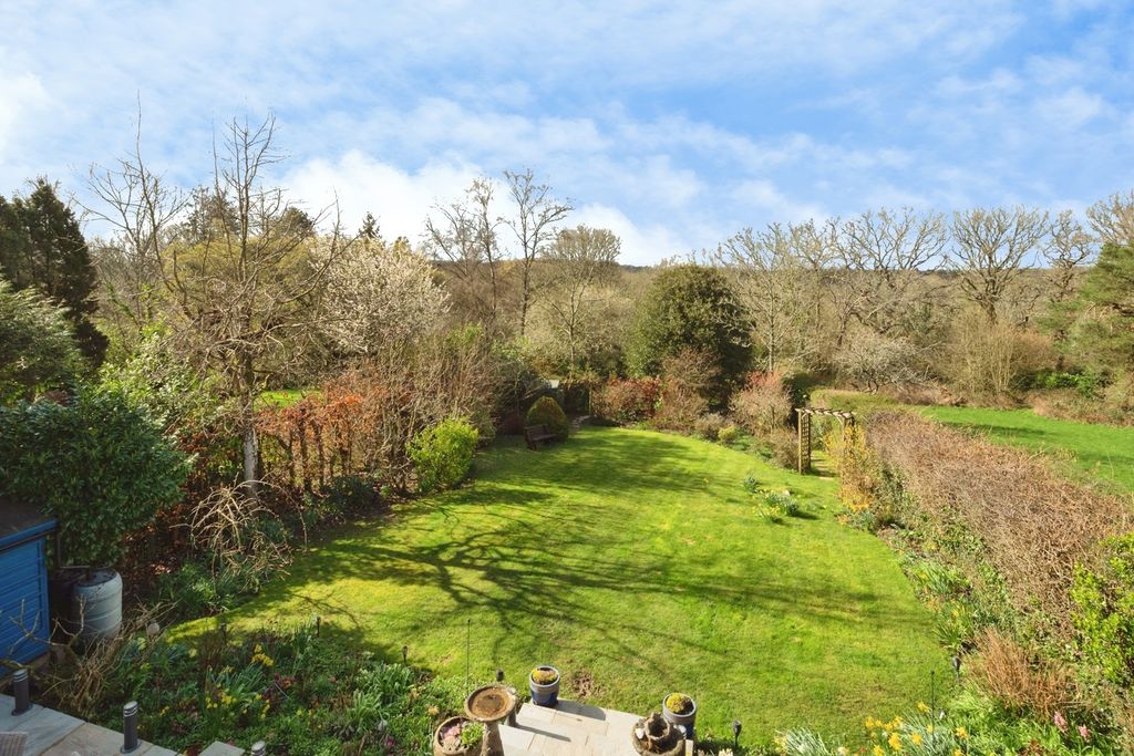 Property photo 3 of 20 Pbox-Img.Jpg