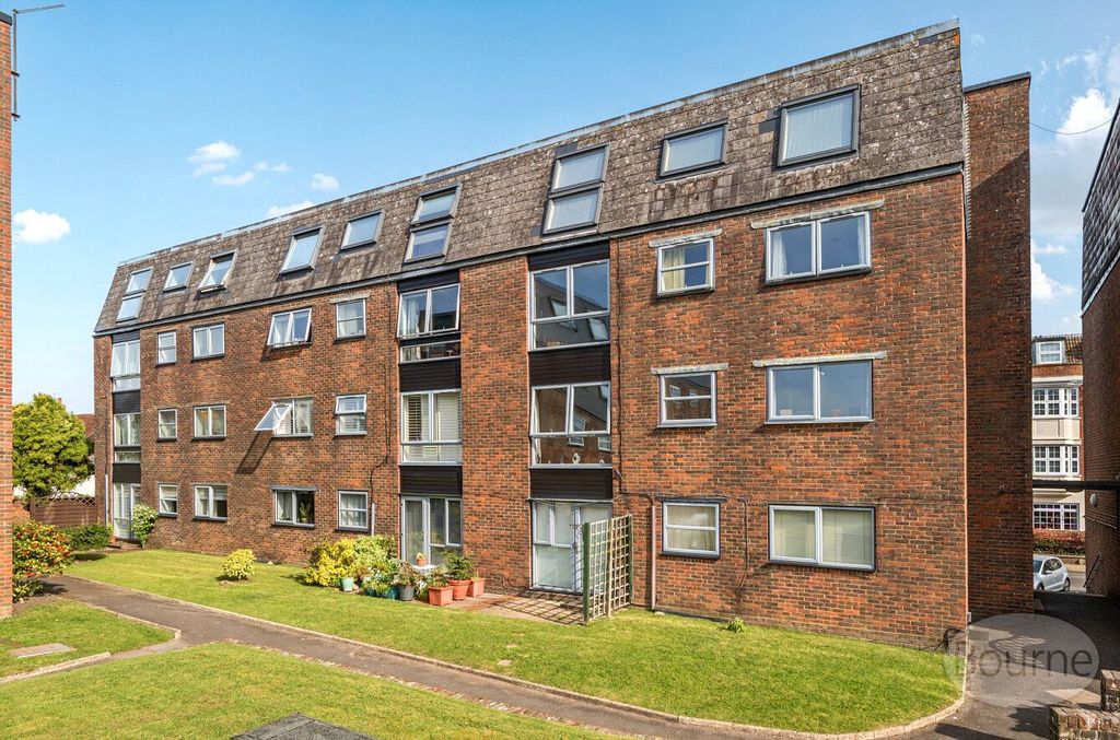 Property photo 1 of 16 Picture No. 15