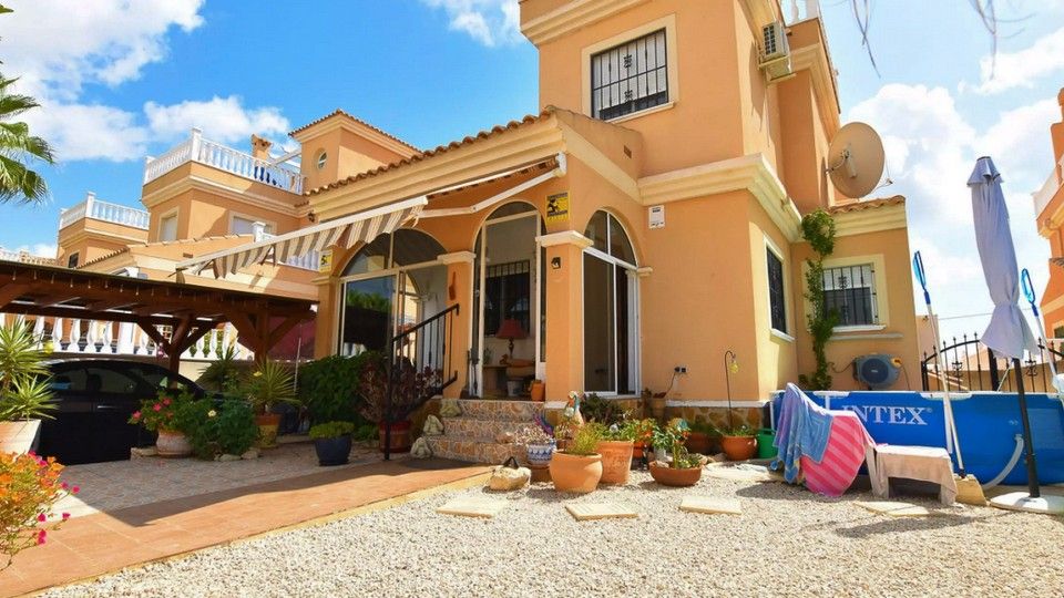 Property photo 3 of 30