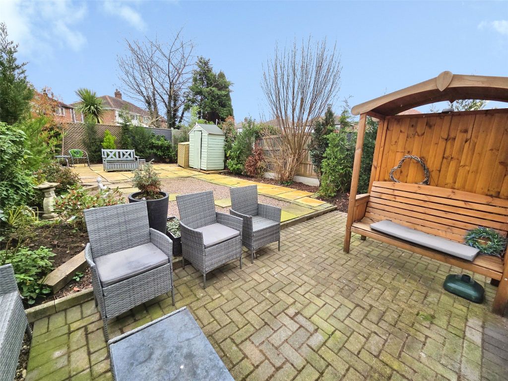 Property photo 3 of 18 Garden