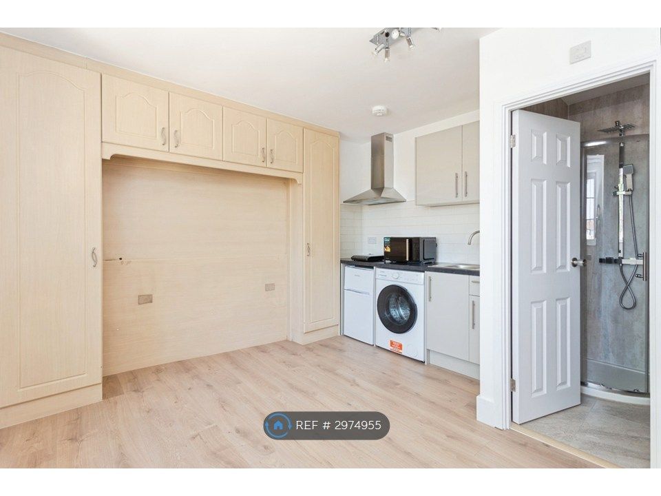 Property photo 1 of 4