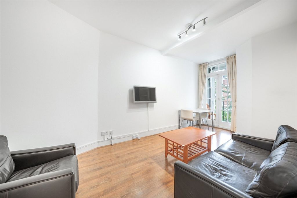 Property photo 3 of 17 Picture No. 26