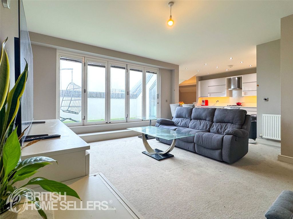 Property photo 3 of 14 Picture No. 08