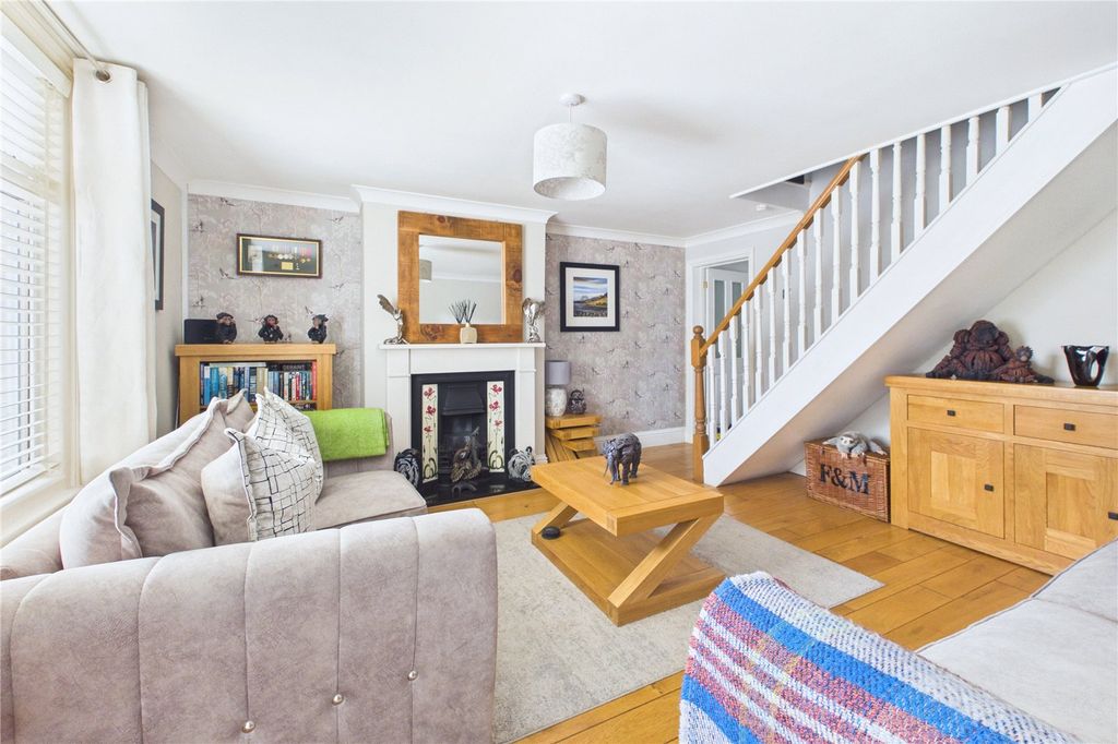 Property photo 2 of 22 Picture No. 01