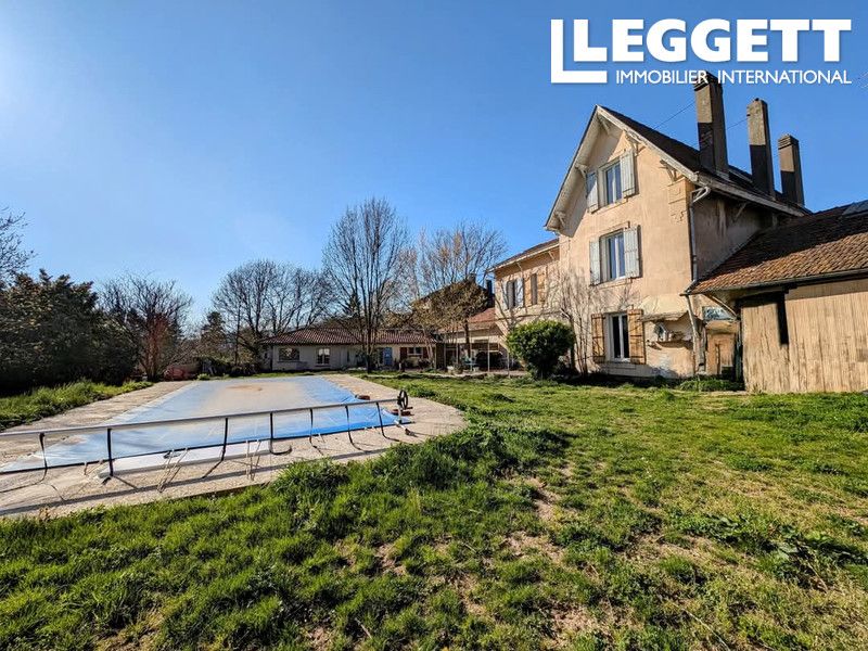 Property photo 2 of 10