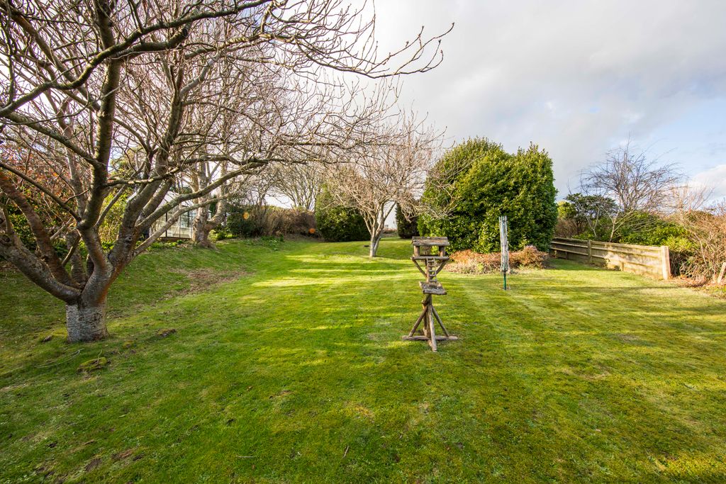 Property photo 3 of 30