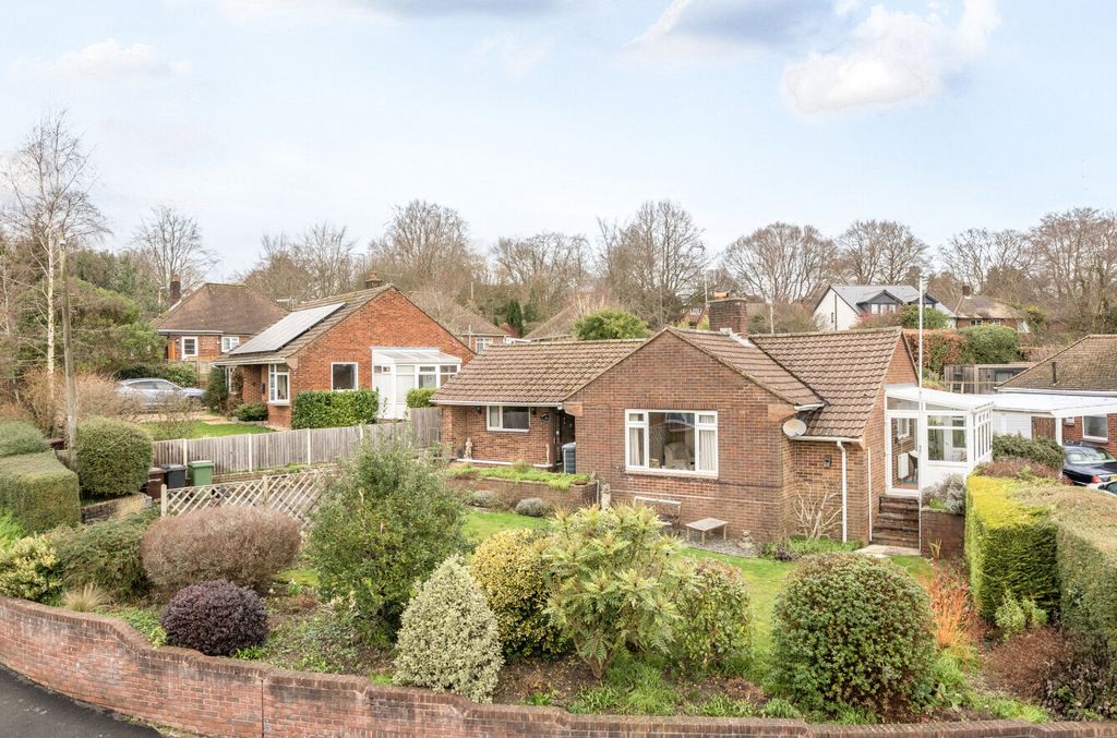 Property photo 1 of 16 1408303-1-6989d98...