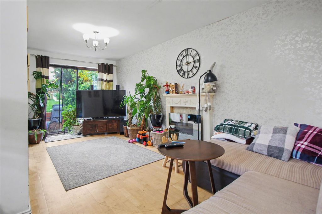 Property photo 2 of 16 Img_5396.Jpg