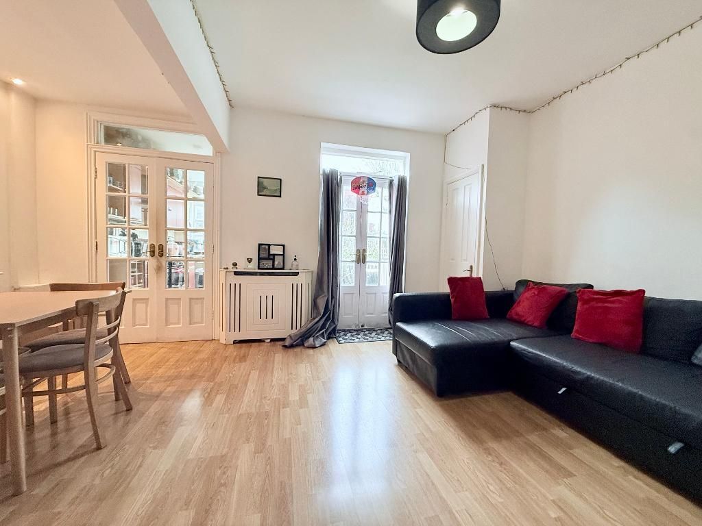 Property photo 3 of 13 Photo 3