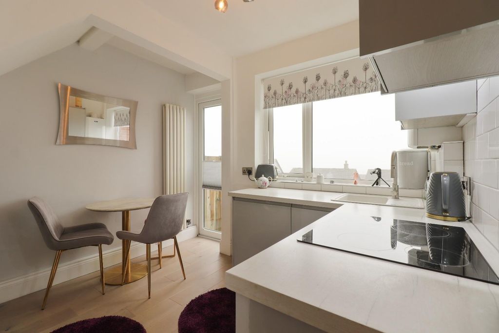 Property photo 1 of 24 Kitchen Diner