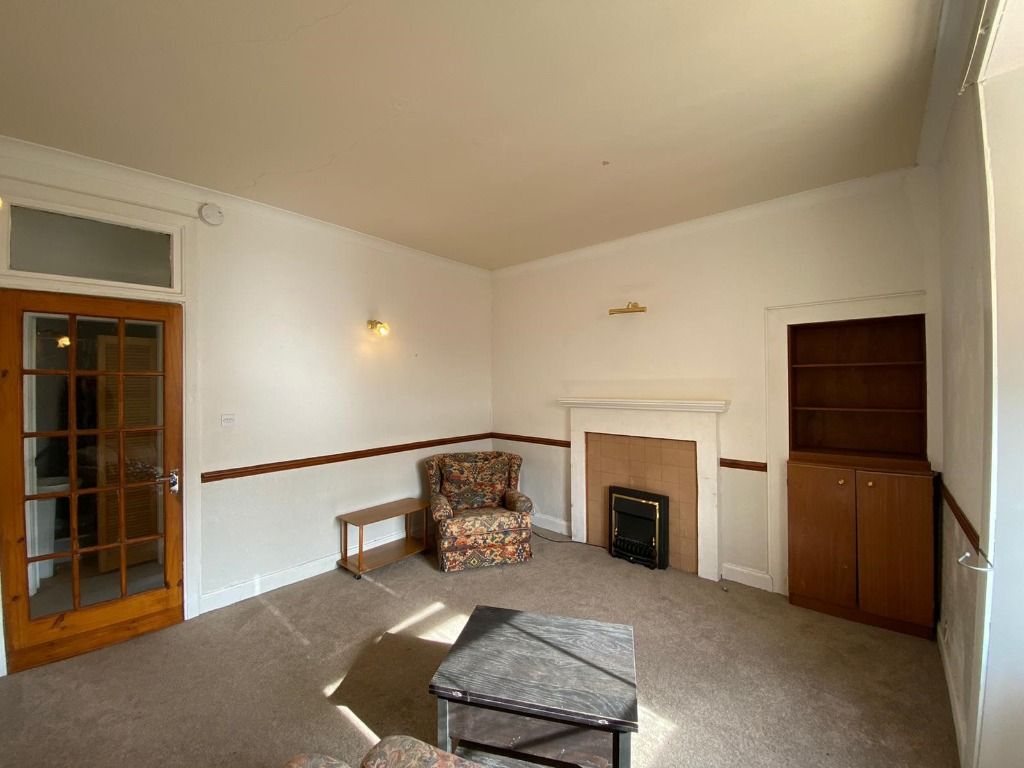 Property photo 3 of 8 Photo 3