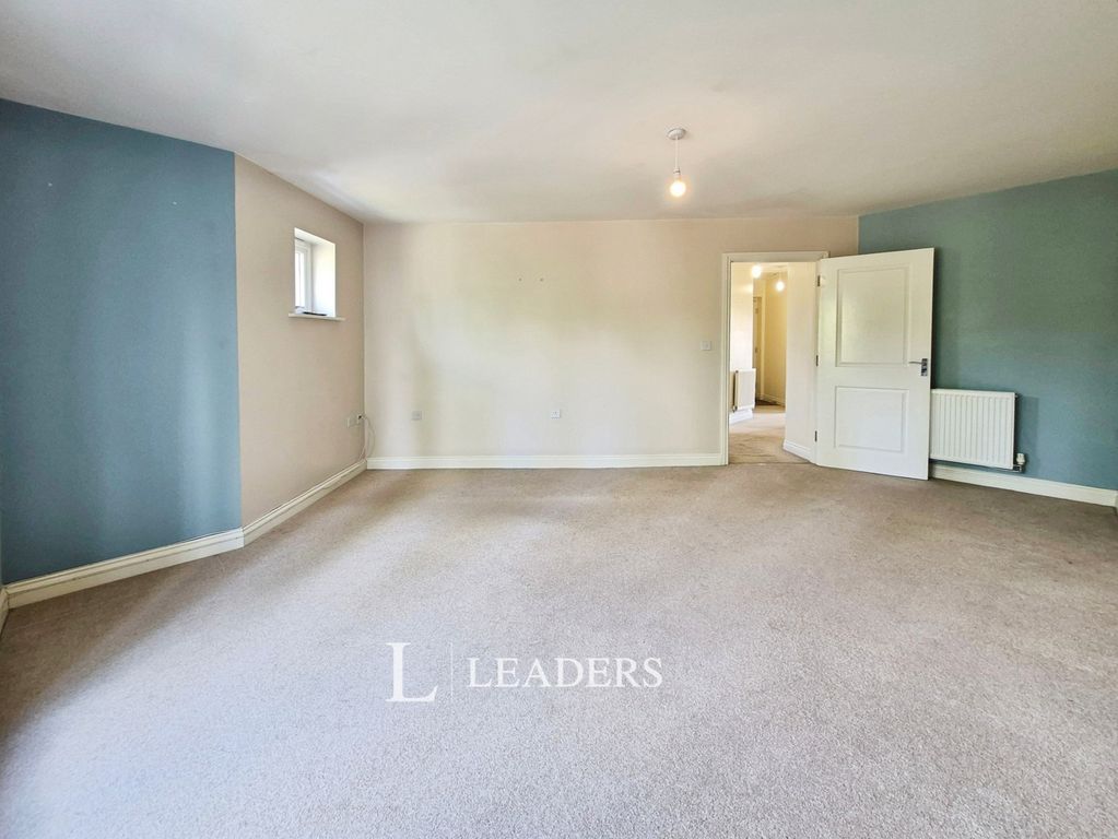 Property photo 2 of 15 Pbox-Img.Jpg