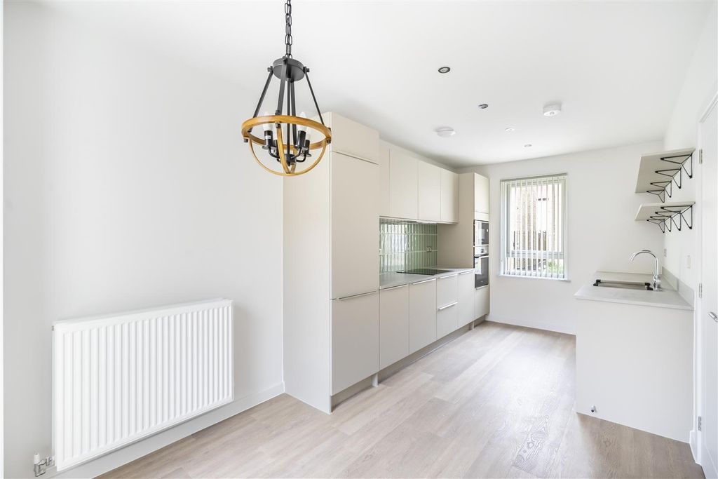Property photo 3 of 15 4Lm-1.Jpg