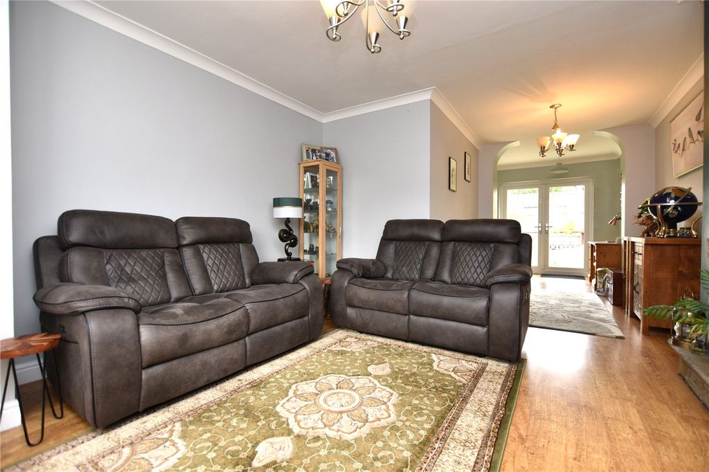 Property photo 3 of 16 Picture No. 07