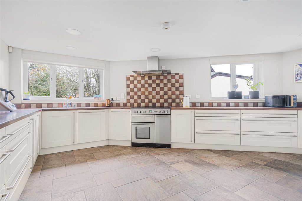 Property photo 2 of 28 20_69145.Jpg