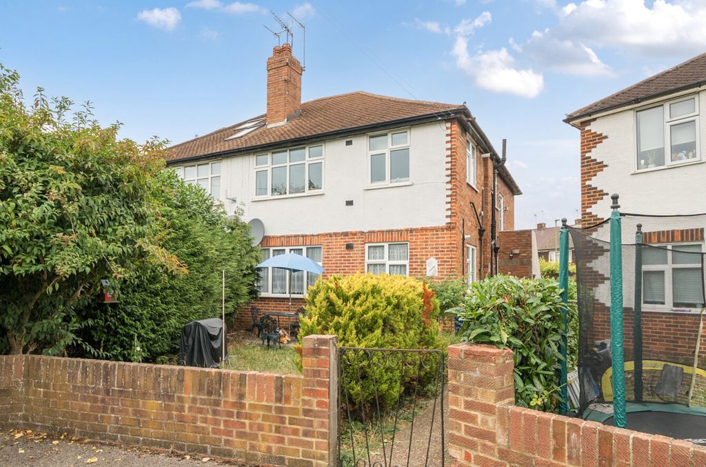 Property photo 1 of 18 1343252-18-68A6Df...