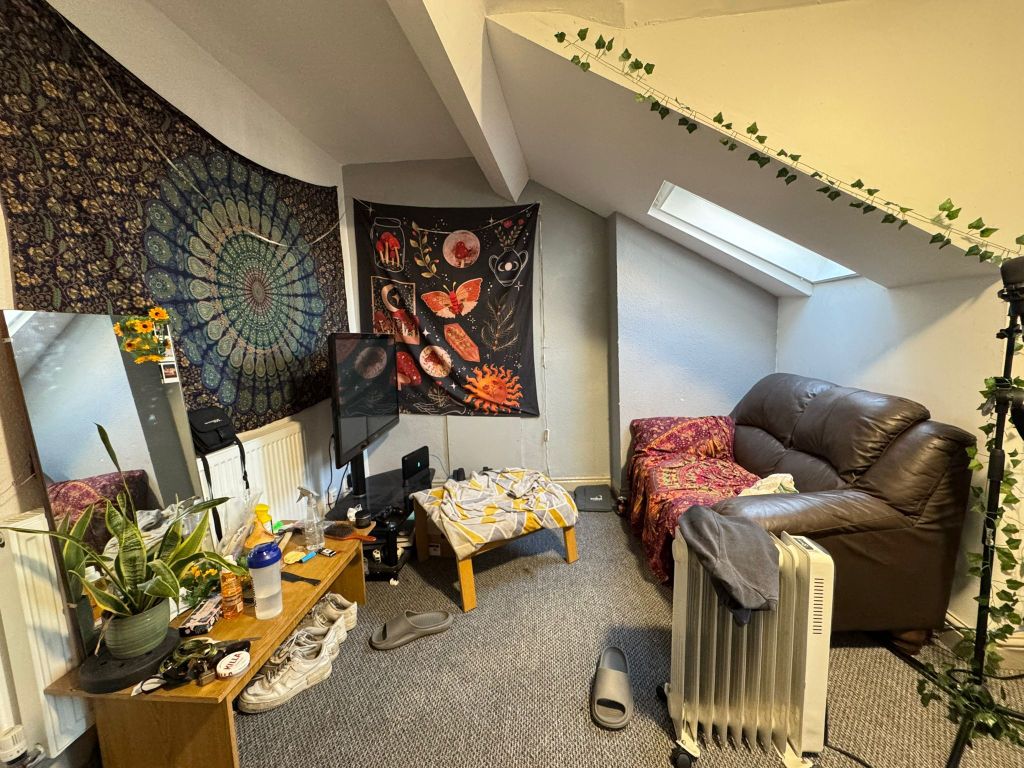 Property photo 2 of 5