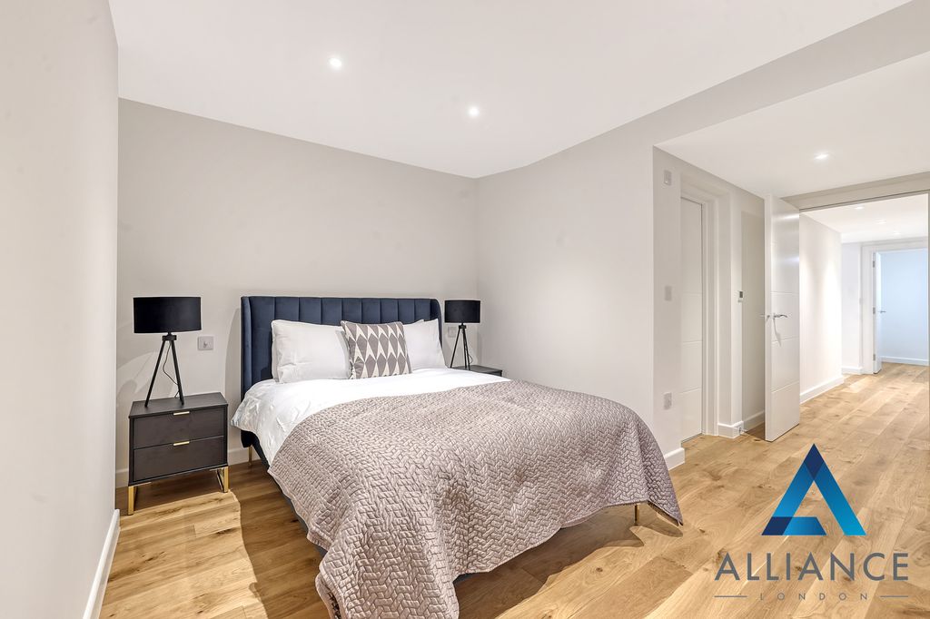 Property photo 2 of 27 Picture 2