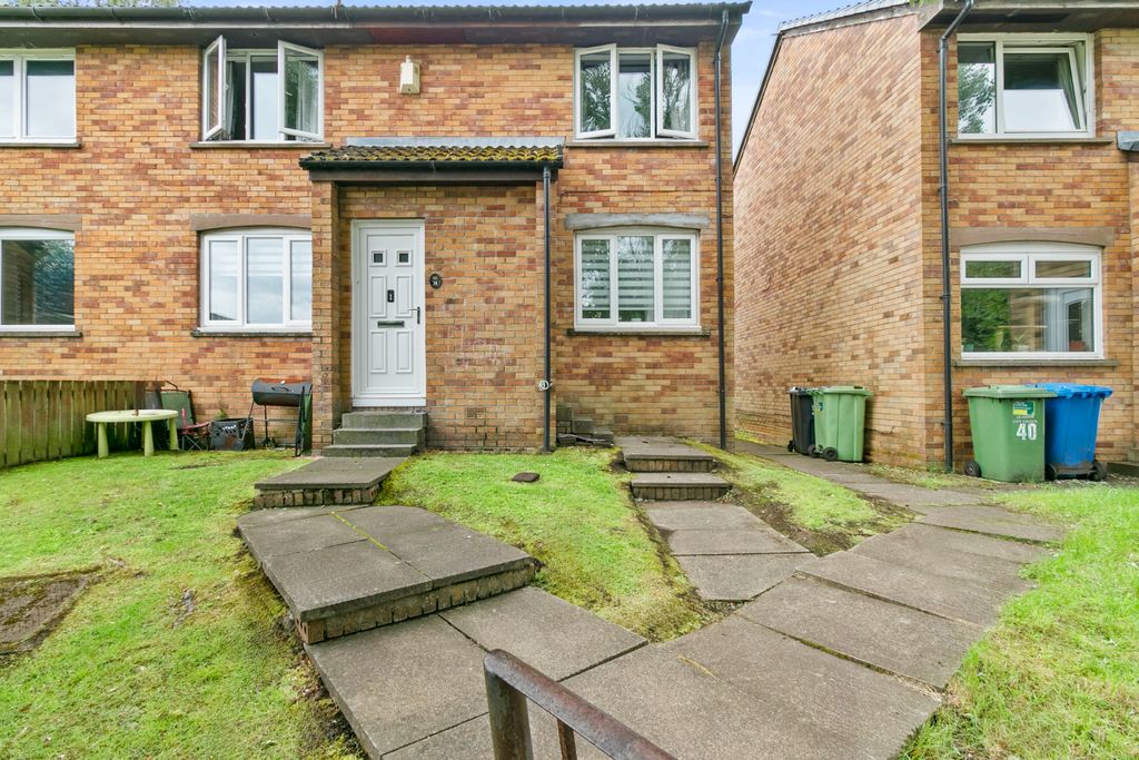 Property photo 2 of 19