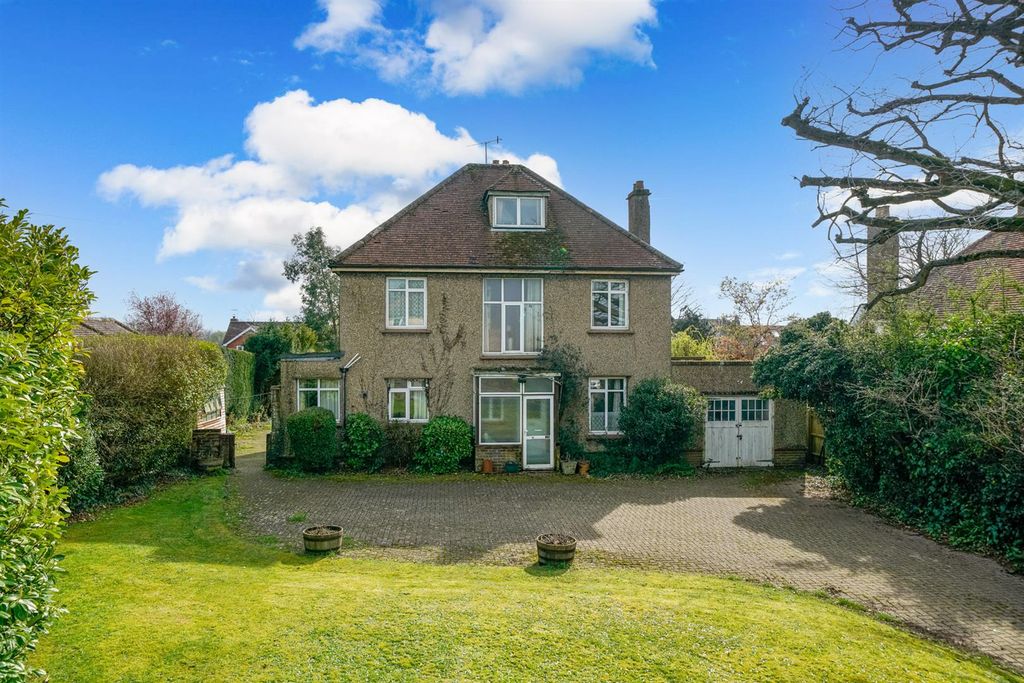 Property photo 1 of 18 24-Hillfield-Road-8.Jpg