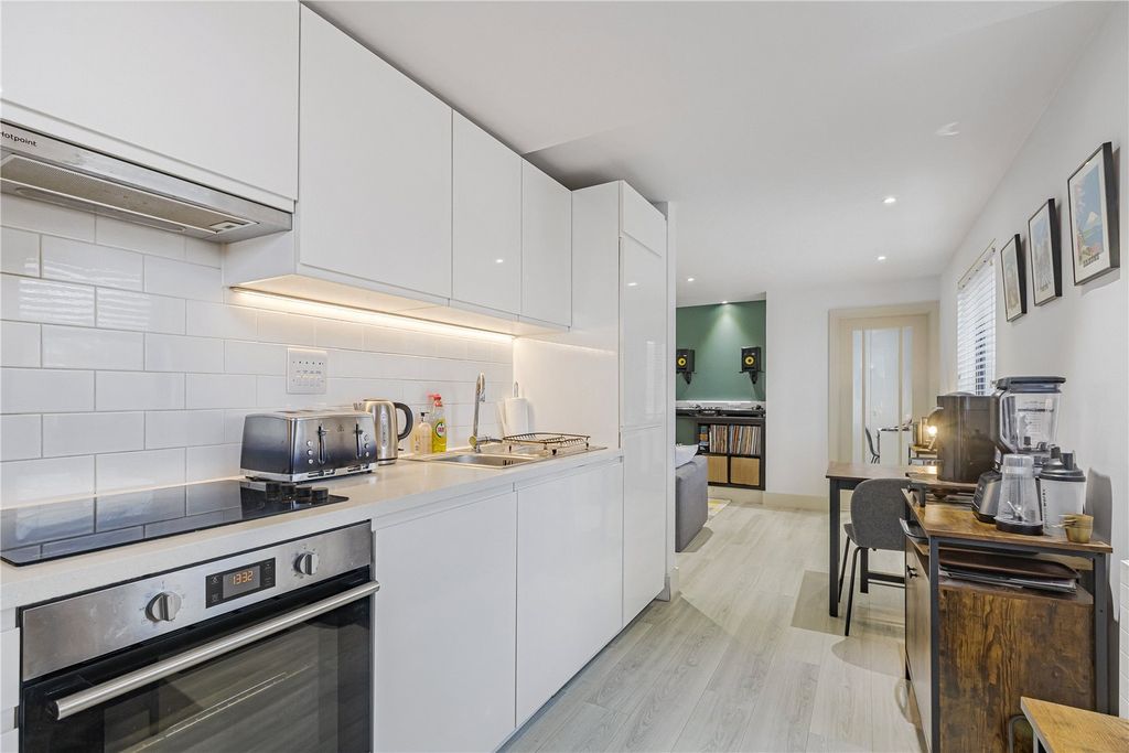 Property photo 3 of 13 Kitchen