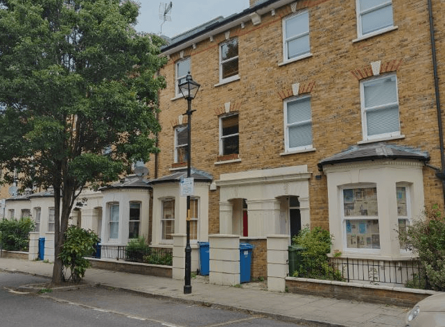 Property photo 1 of 1 A Spacious Five Bedroom, Three Bathroom Terraced House With Private Garden Situated In Bermondsey, Providing Convenient Access Into Both The West End And The City.