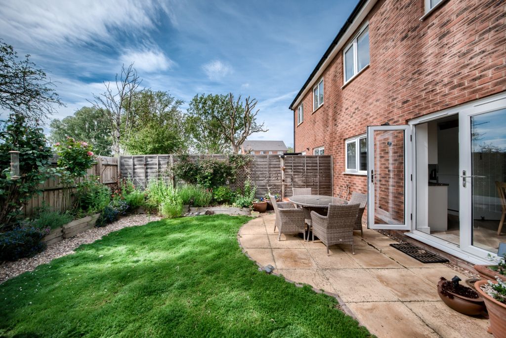 Property photo 3 of 19 Xh2A4258-Hdr(3)