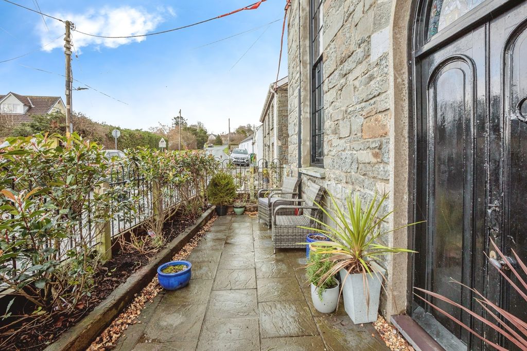 Property photo 2 of 19 Pbox-Img.Jpg