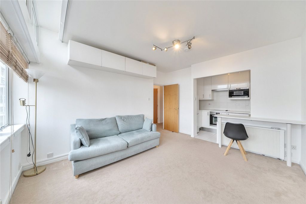 Property photo 1 of 19 Reception Room