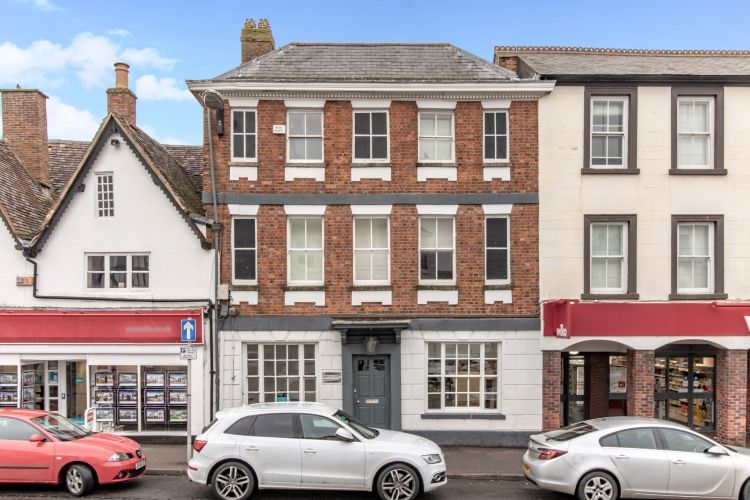 Property photo 1 of 7 84316