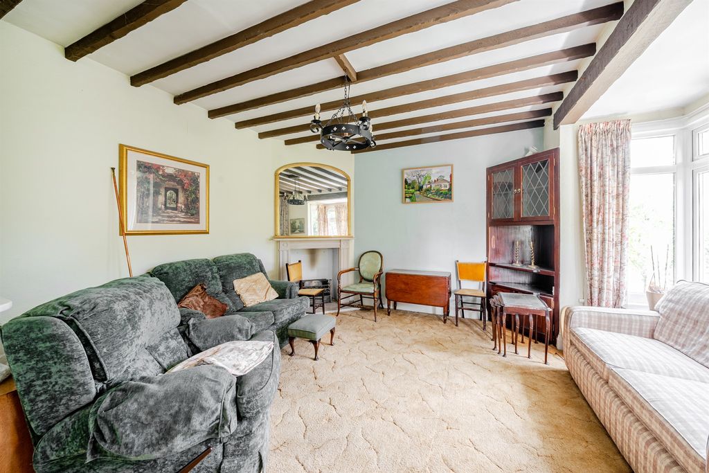 Property photo 3 of 11