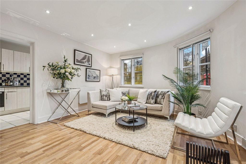 Property photo 1 of 16 Picture No. 18