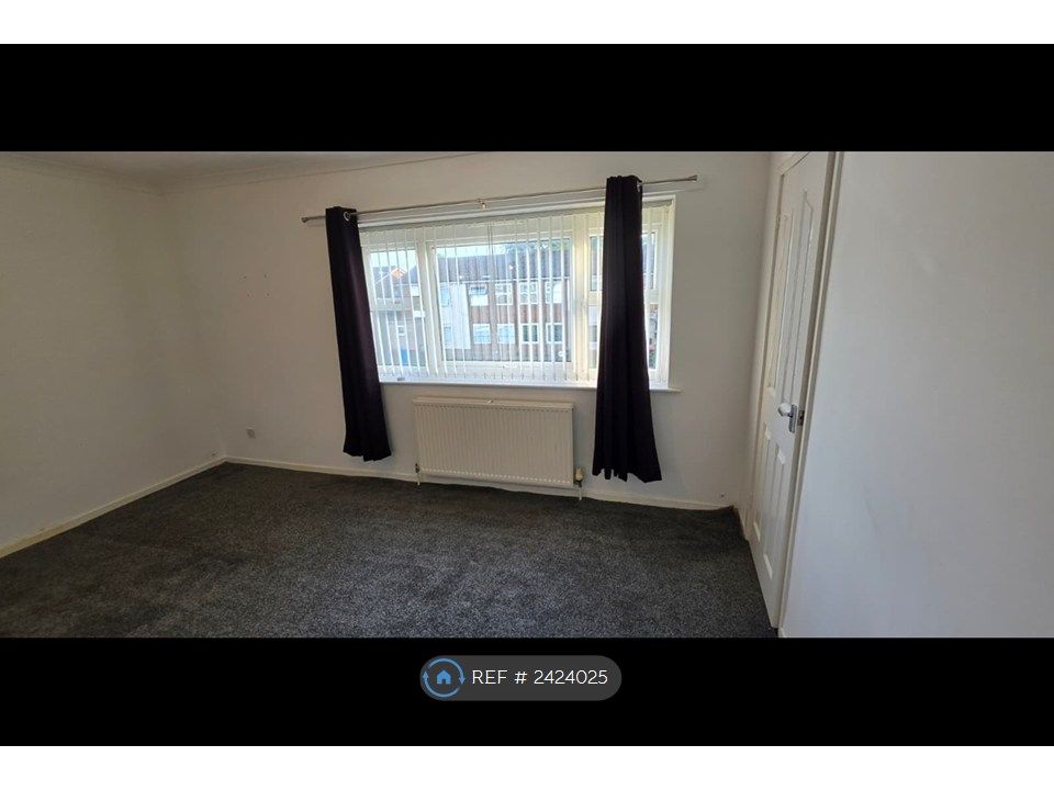 Property photo 3 of 25