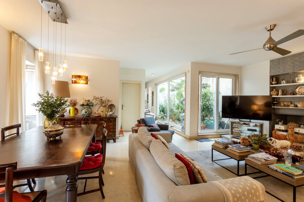 Property photo 1 of 38