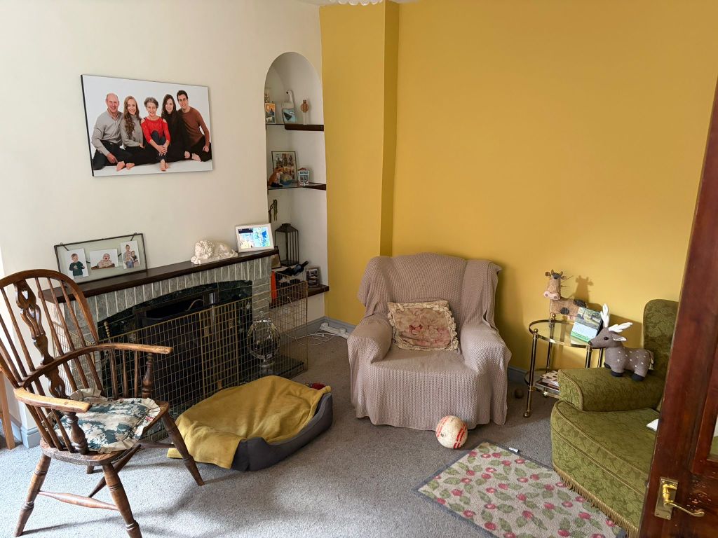 Property photo 3 of 16