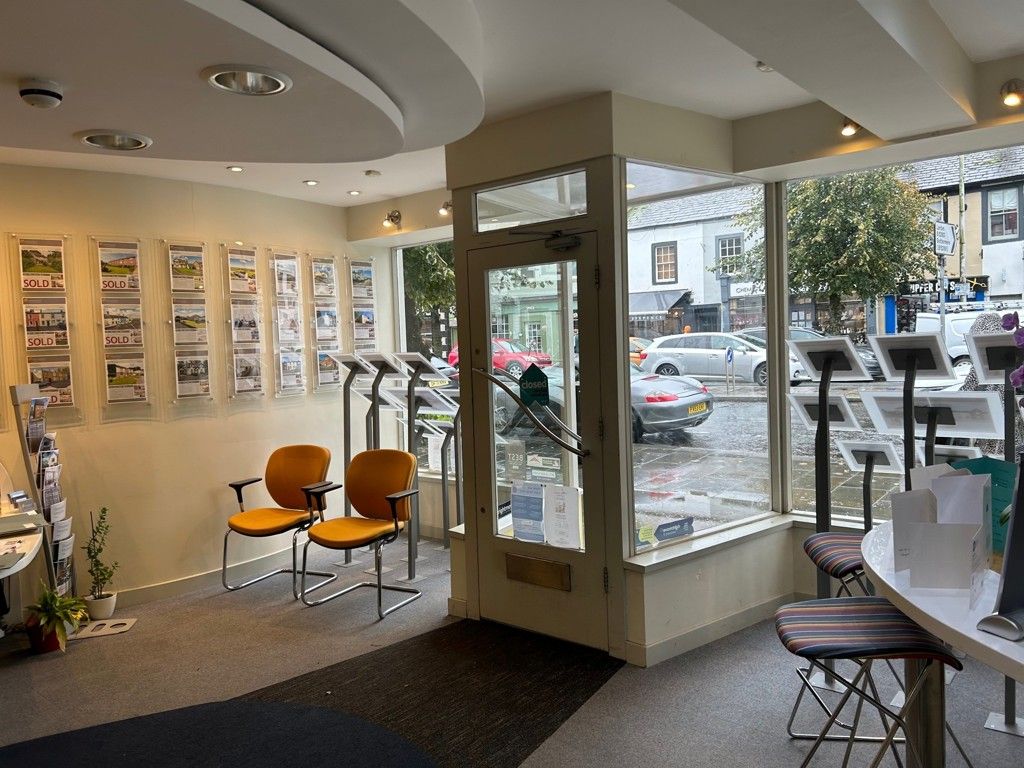 Property photo 2 of 9 Photo 2