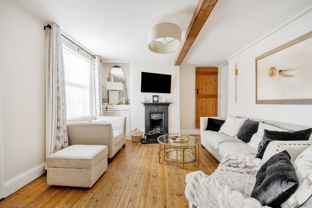 Property photo 2 of 15 1273605 (2)