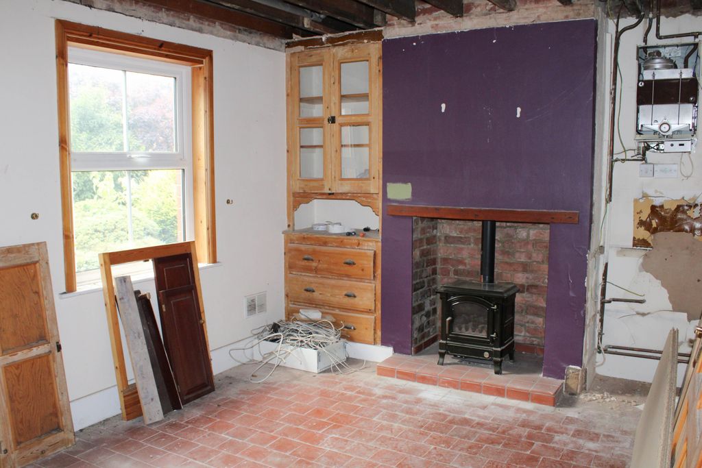 Property photo 3 of 13