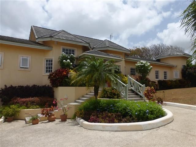 Property photo 1 of 9 17 Cameron Park