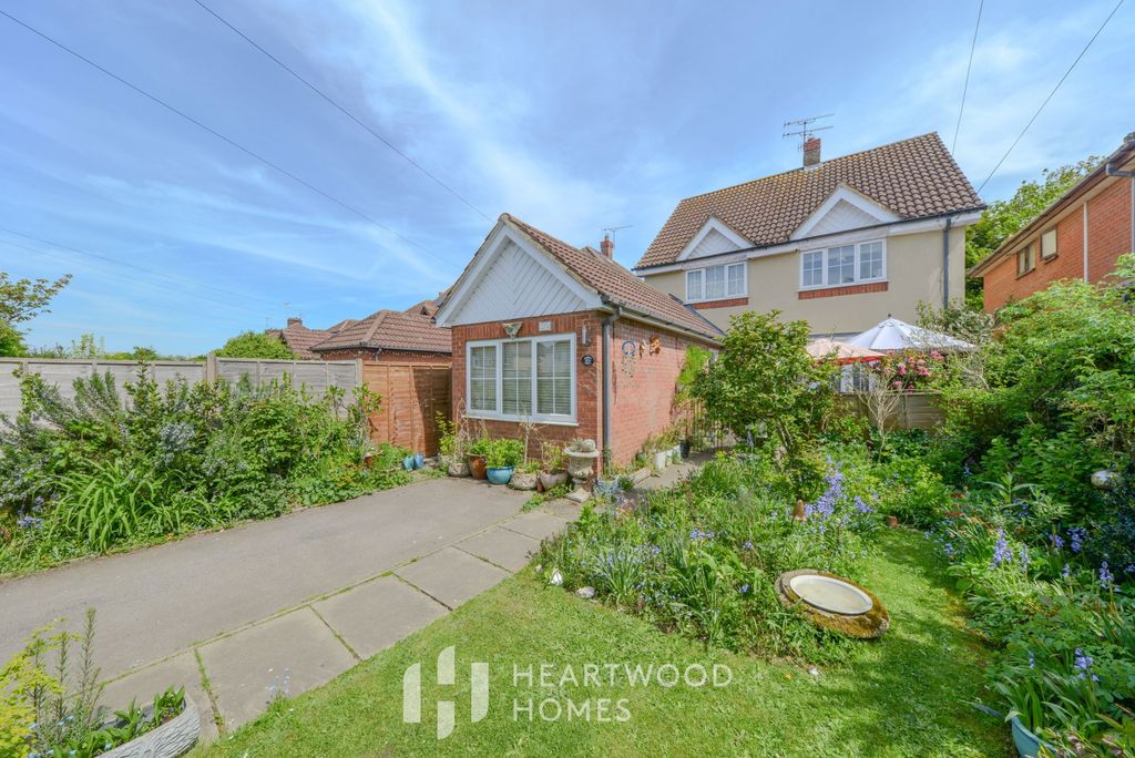 Property photo 1 of 30