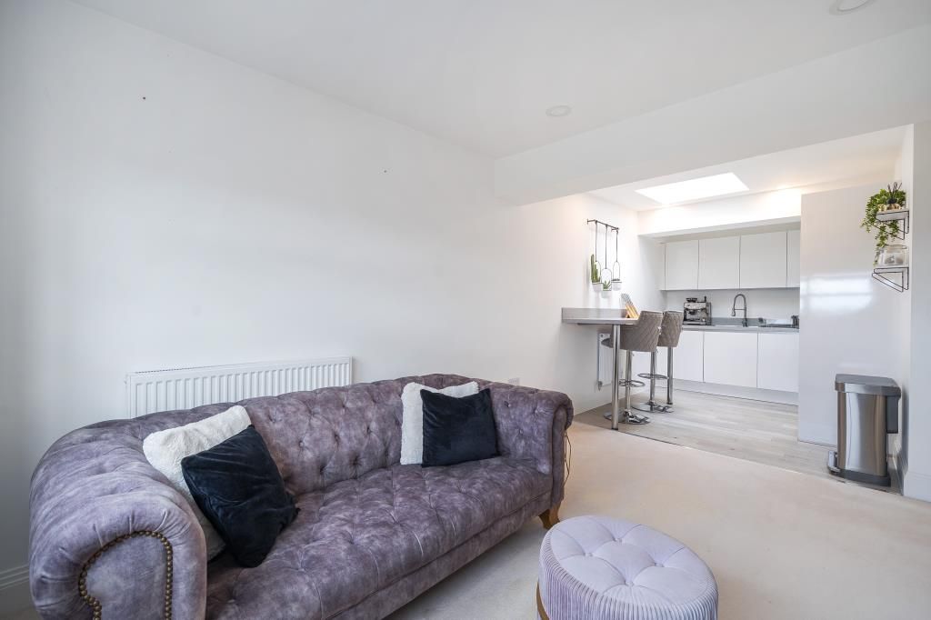 Property photo 2 of 16 Living Room