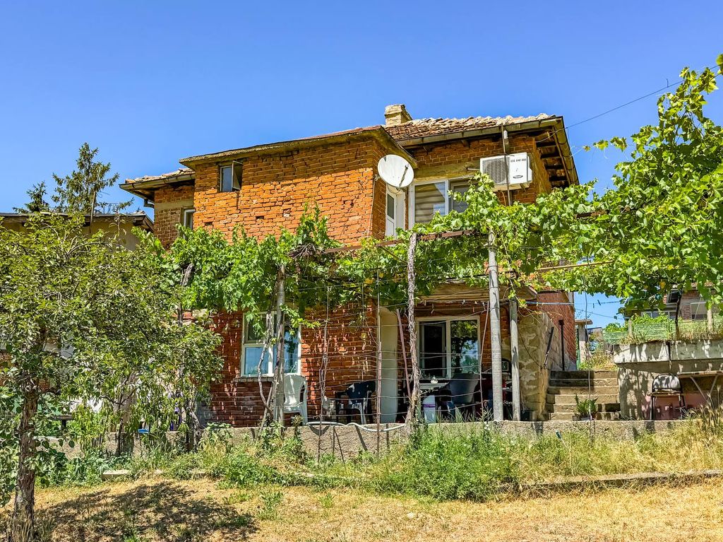 Property photo 1 of 23