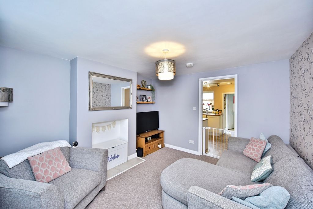 Property photo 2 of 18 Pbox-Img.Jpg