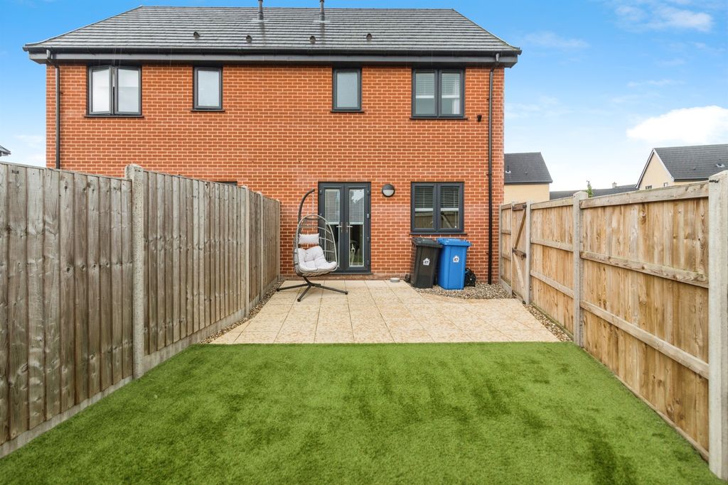 Property photo 3 of 16