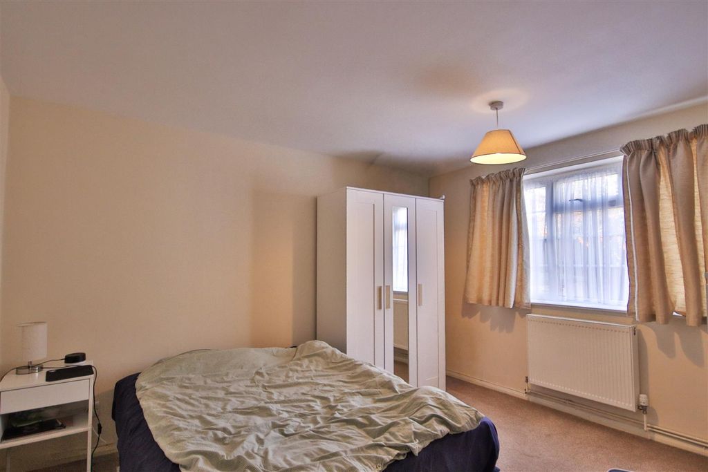 Property photo 3 of 10 Img_1953.Jpg