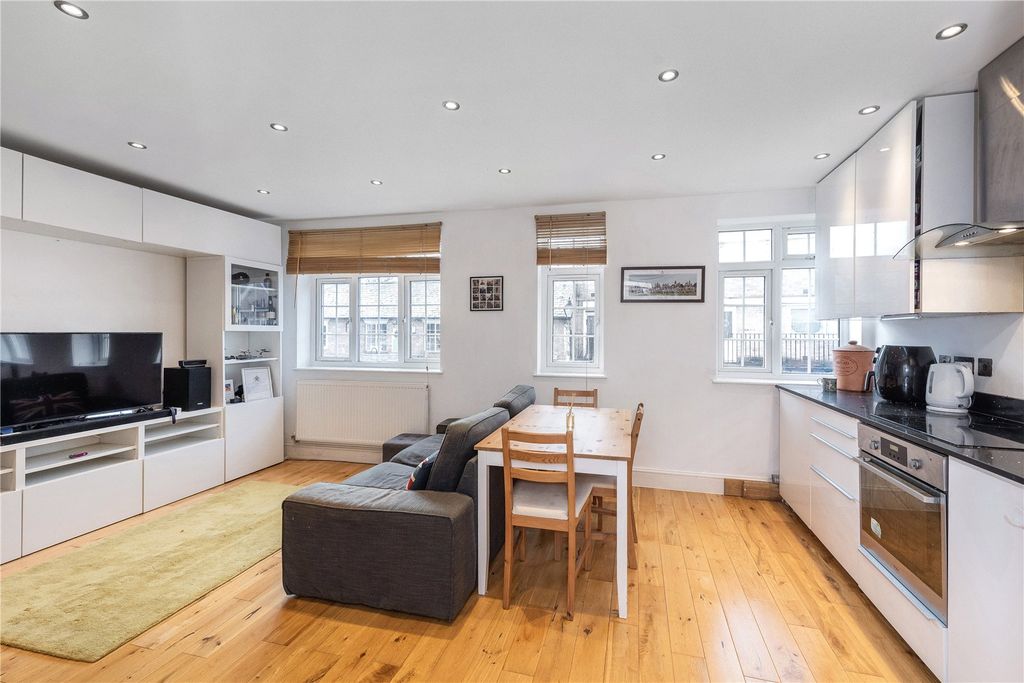 Property photo 2 of 13 Picture No. 03