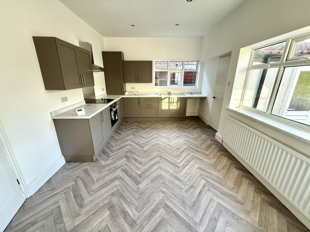 Property photo 2 of 11 Img_1513