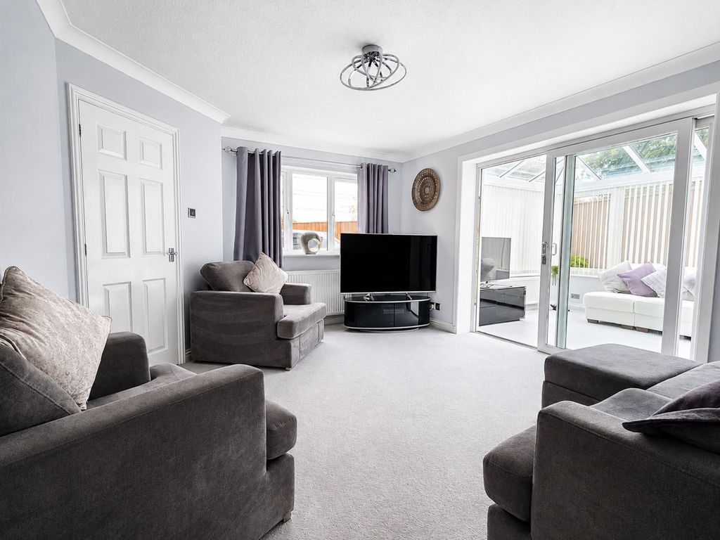 Property photo 2 of 25