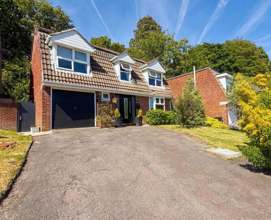 Property photo 1 of 13