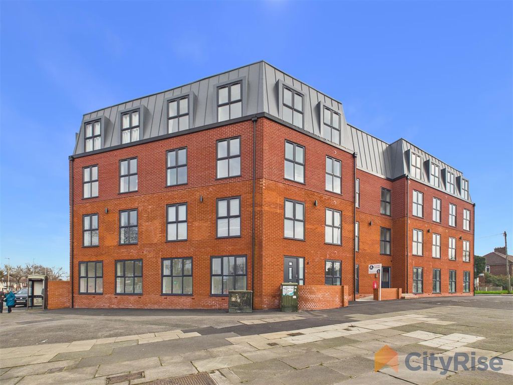 Property photo 2 of 11